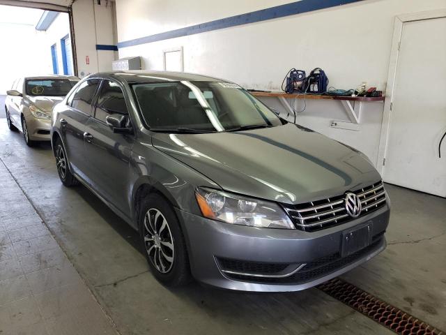 VOLKSWAGEN PASSAT S 2015 with VIN 1VWAT7A37FC076770 - Photo from auction