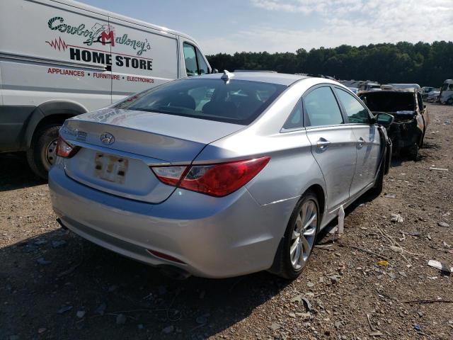 Photo 4 from auction – 2013 HYUNDAI SONATA SE with VIN 5NPEC4AC0DH680293