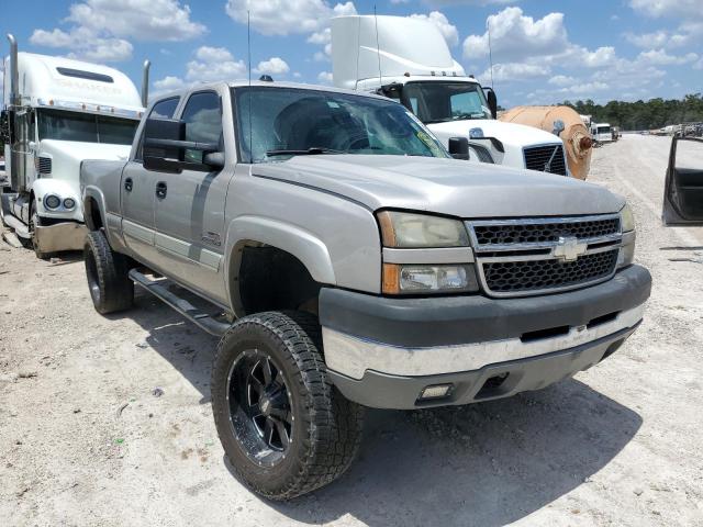CHEVROLET SILVERADO 2005 with VIN 1GCHK23295F873403 - Photo from auction