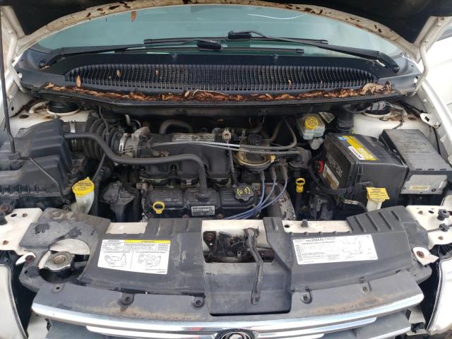 Photo 7 from auction – 2005 CHRYSLER TOWN & COU with VIN 2C4GP64LX5R132181