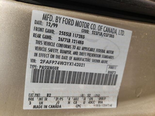 Photo 10 from auction – 2000 FORD CROWN VICT with VIN 2FAFP74W3YX142021