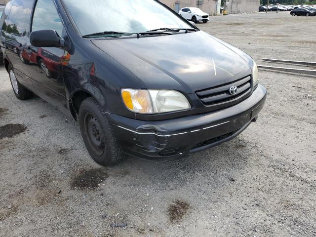 Photo 9 from auction – 2003 TOYOTA SIENNA LE with VIN 4T3ZF13C63U554208