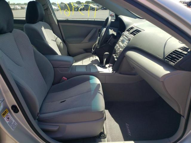 Zdjęcie 5 z aukcji – 2011 TOYOTA CAMRY BASE z VIN 4T1BF3EK0BU675731
