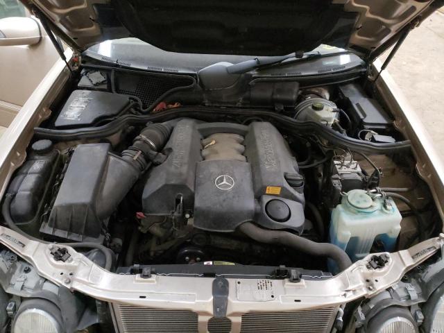 Photo 7 from auction – 2001 MERCEDES-BENZ E 320 with VIN WDBJF65J71B235779
