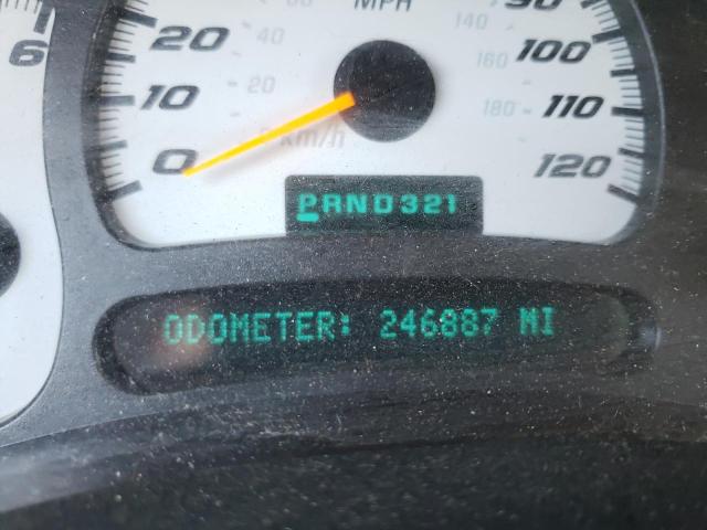 Photo 8 from auction – 2003 CHEVROLET AVALANCHE with VIN 3GNEK13T93G118728
