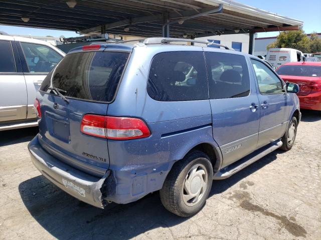 Photo 4 from auction – 2001 TOYOTA UK with VIN 4T3ZF13C91U375951