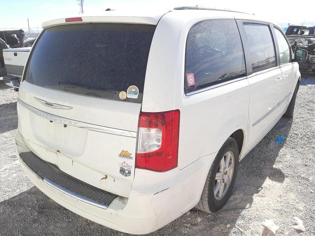 Photo 4 from auction – 2013 CHRYSLER TOWN & COU with VIN 2C4RC1BG4DR656566