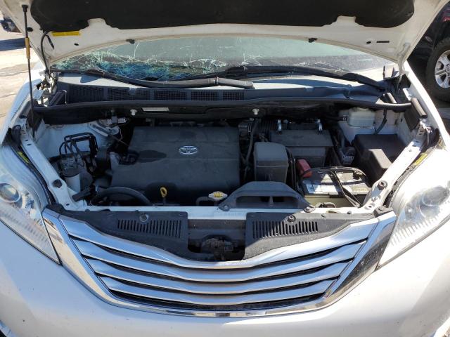 Photo 7 from auction – 2012 TOYOTA SIENNA XLE with VIN 5TDYK3DC6CS208484