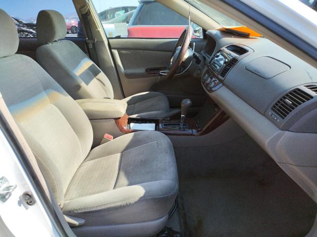 Photo 5 from auction – 2005 TOYOTA CAMRY LE with VIN 4T1BE32K55U610580