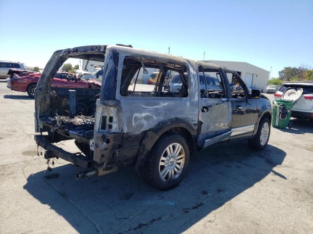 Photo 4 from auction – 2011 LINCOLN NAVIGATOR with VIN 5LMJJ3H54BEJ03469