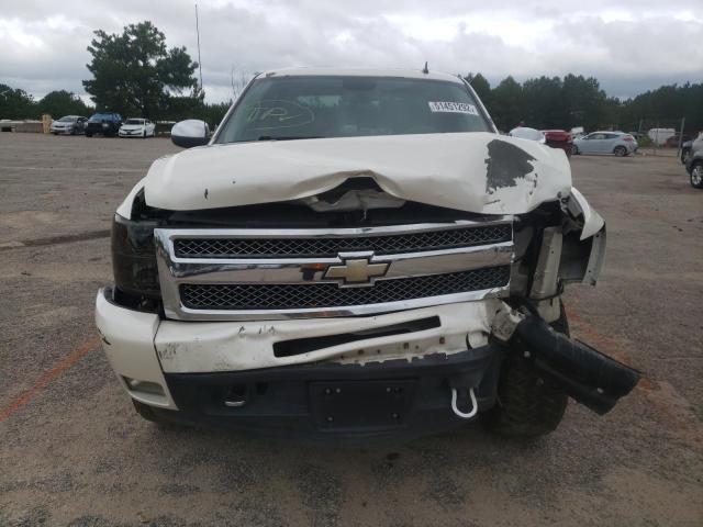 Фото 9 с аукциона – 2011 CHEVROLET SILVERADO с VIN 3GCPCTE06BG174735