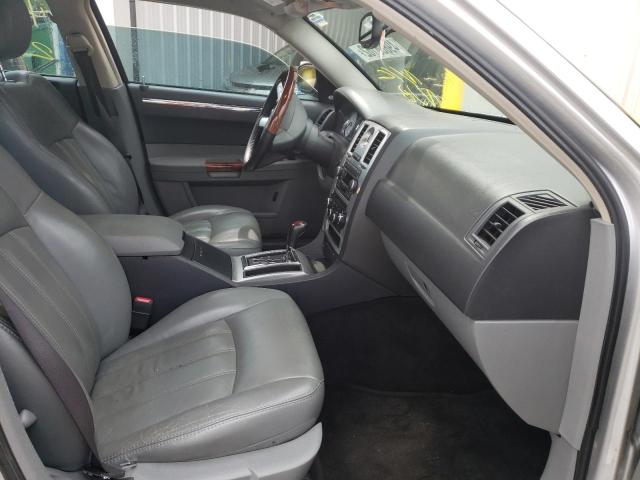 Photo 5 from auction – 2005 CHRYSLER 300C with VIN 2C3AA63HX5H522650