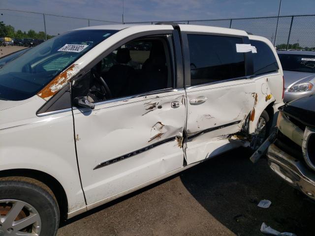 Photo 9 from auction – 2013 CHRYSLER TOWN & COU with VIN 2C4RC1BG6DR557991