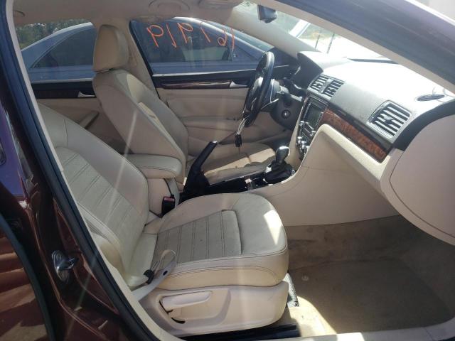 Photo 5 from auction – 2012 VOLKSWAGEN PASSAT SEL with VIN 1VWCP7A39CC066055