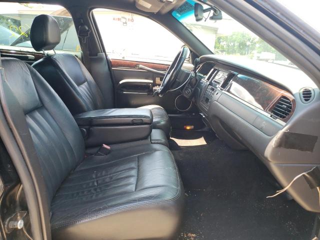 Photo 5 from auction – 2007 LINCOLN TOWN CAR E with VIN 1LNHM84W37Y638982