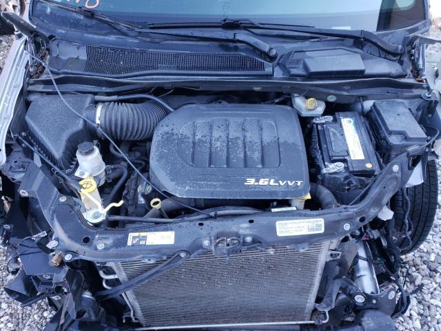 Photo 7 from auction – 2014 CHRYSLER TOWN & COU with VIN 2C4RC1CG8ER236244