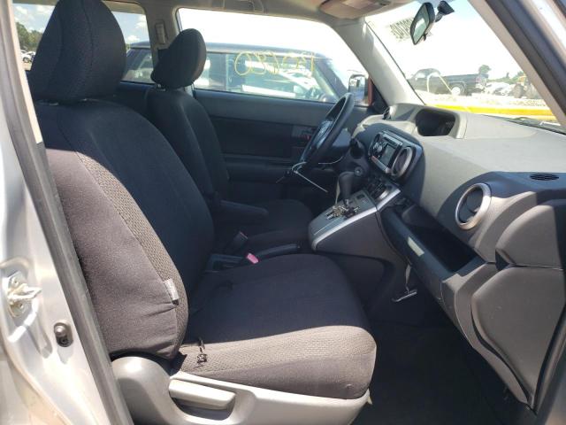Photo 5 from auction – 2010 TOYOTA SCION XB with VIN JTLZE4FE7A1114676
