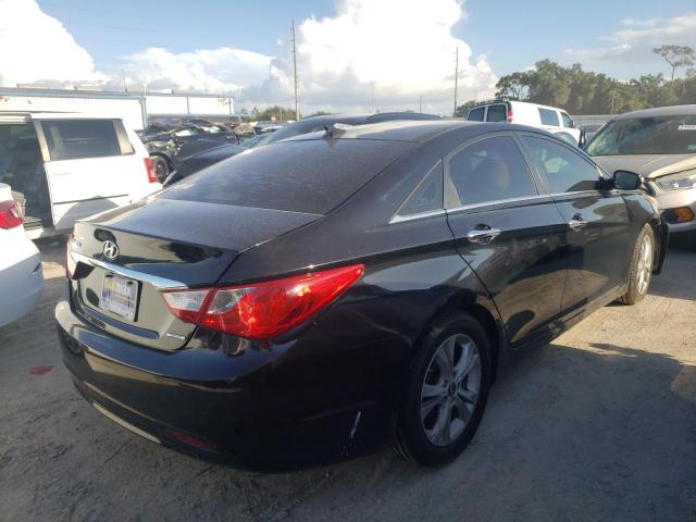 Photo 4 from auction – 2013 HYUNDAI SONATA SE with VIN 5NPEC4ACXDH745750