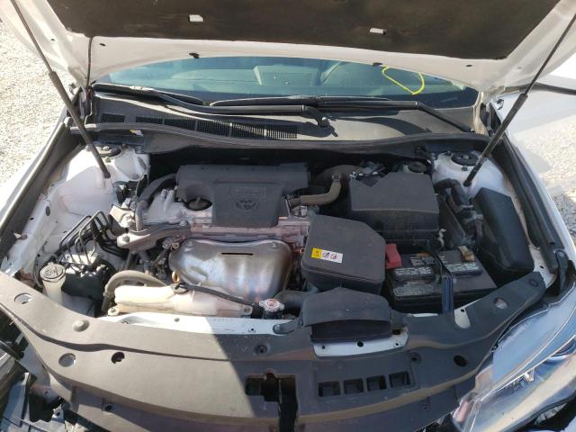 Photo 7 from auction – 2017 TOYOTA CAMRY LE with VIN 4T1BF1FK1HU728545