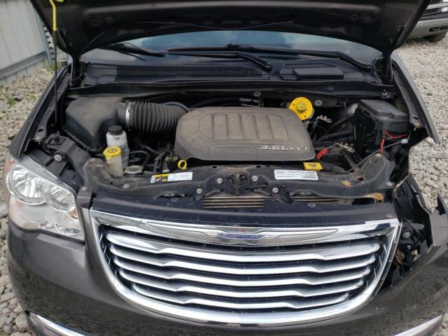 Photo 7 from auction – 2016 CHRYSLER TOWN & COU with VIN 2C4RC1BG0GR129712