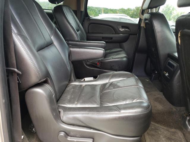 Photo 6 from auction – 2007 CHEVROLET SUBURBAN C with VIN 3GNFC16017G261827