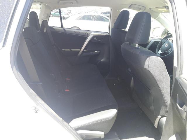 Photo 6 from auction – 2018 TOYOTA RAV4 LE with VIN JTMZFREV1JJ210441