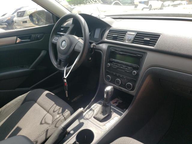 Photo 9 from auction – 2012 VOLKSWAGEN PASSAT S with VIN 1VWAH7A39CC017393
