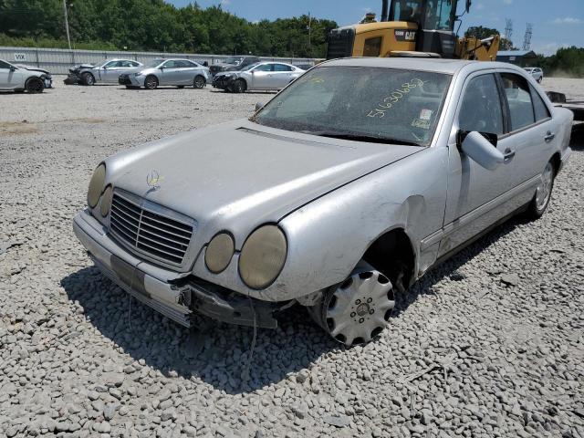 Photo 2 from auction – 1999 MERCEDES-BENZ E 320 with VIN WDBJF65H0XA876414