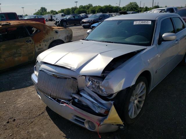 Photo 9 from auction – 2007 CHRYSLER 300C with VIN 2C3KA63H77H852222