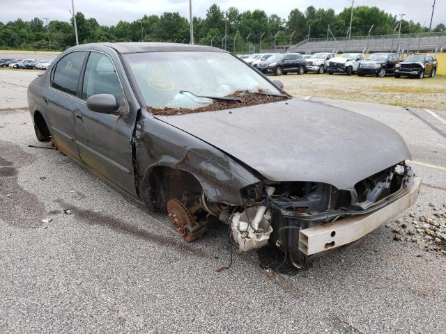 NISSAN MAXIMA GLE 2000 with VIN JN1CA31D1YT544470 - Photo from auction