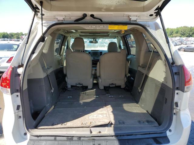 Photo 9 from auction – 2012 TOYOTA SIENNA XLE with VIN 5TDYK3DC6CS208484
