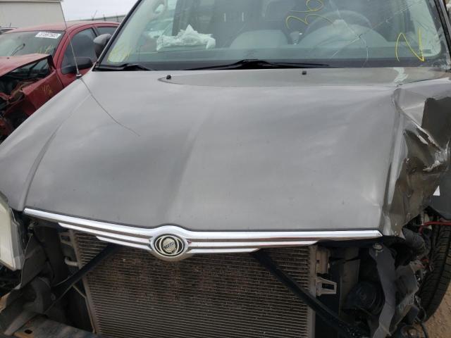 Photo 7 from auction – 2010 CHRYSLER TOWN & COU with VIN 2A4RR2D1XAR431281
