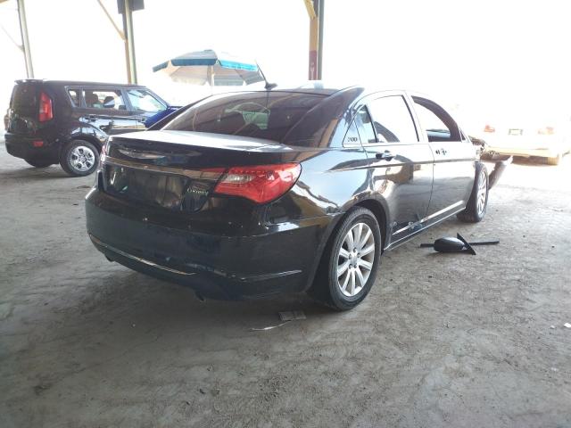 Photo 4 from auction – 2013 CHRYSLER 200 TOURIN with VIN 1C3CCBBG4DN528034