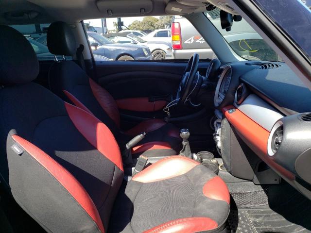 Photo 5 from auction – 2009 MINI COOPER with VIN WMWMF33559TU75421