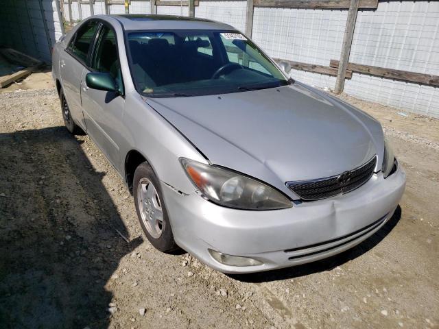TOYOTA CAMRY LE 2004 with VIN 4T1BE32K24U890103 - Photo from auction