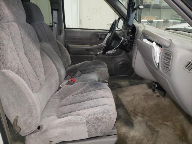 Photo 5 from auction – 2000 GMC SONOMA with VIN 1GTCS19W6Y8225864