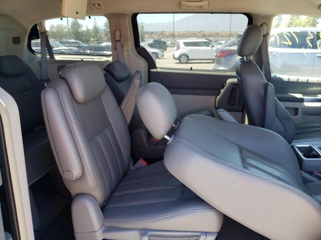 Photo 6 from auction – 2008 CHRYSLER TOWN & COU with VIN 2A8HR54P98R682982