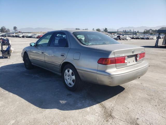Photo 3 from auction – 2000 TOYOTA CAMRY CE with VIN JT2BG22K7Y0494084