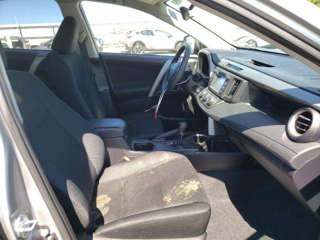 Photo 5 from auction – 2017 TOYOTA RAV4 LE with VIN 2T3BFREV9HW663302