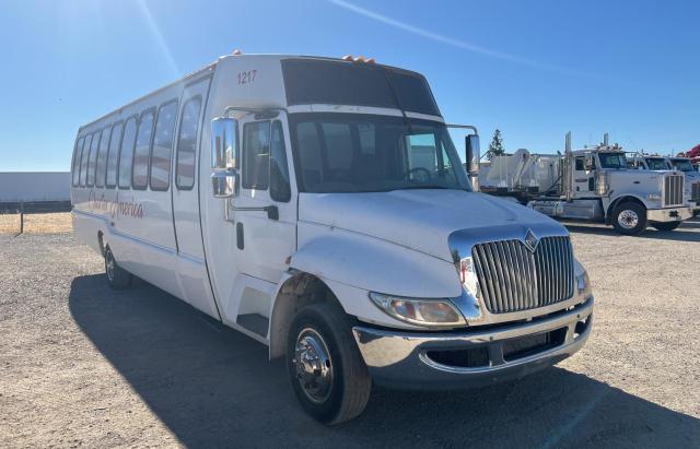 INTERNATIONAL 3000 3200 2008 with VIN 1HVBTAAM48H665918 - Photo from auction
