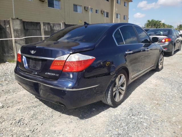 Photo 4 from auction – 2011 HYUNDAI GENESIS 4. with VIN KMHGC4DF6BU125491