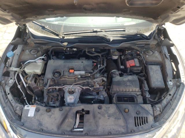Photo 7 from auction – 2018 HONDA CIVIC LX with VIN 2HGFC2F53JH595571