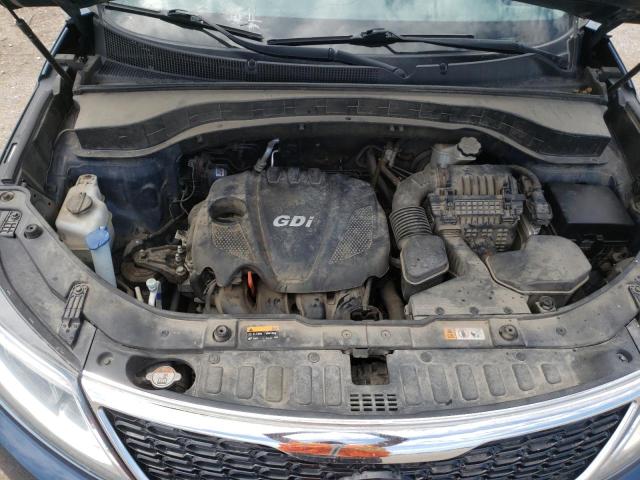 Photo 7 from auction – 2015 KIA SORENTO LX with VIN 5XYKTCA61FG569821