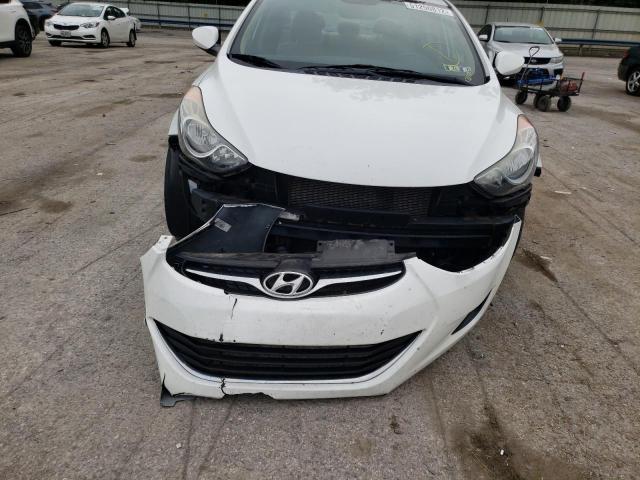Photo 9 from auction – 2012 HYUNDAI ELANTRA GL with VIN 5NPDH4AE4CH076856