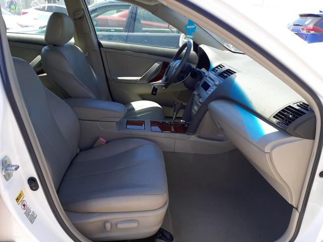 Photo 5 from auction – 2011 TOYOTA CAMRY BASE with VIN 4T4BF3EK5BR211002