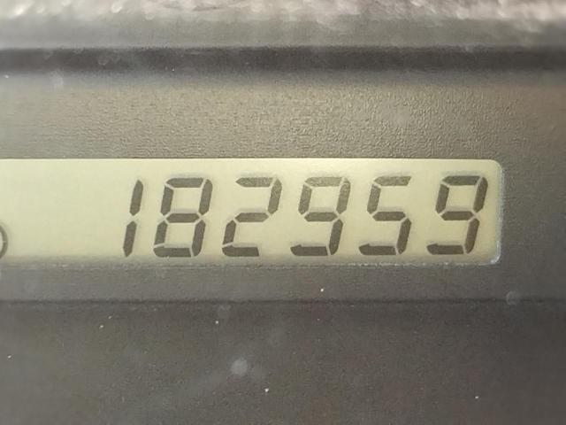 Photo 8 from auction – 2002 TOYOTA CAMRY LE with VIN JTDBE32K520023089