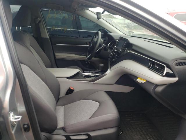 Photo 5 from auction – 2022 TOYOTA CAMRY LE with VIN 4T1C31AK1NU584110