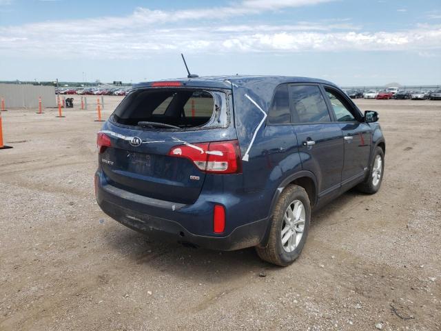 Photo 4 from auction – 2015 KIA SORENTO LX with VIN 5XYKTCA61FG569821