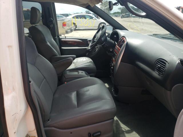Photo 5 from auction – 2005 CHRYSLER TOWN & COU with VIN 2C4GP64LX5R132181