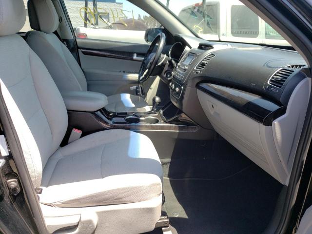 Photo 5 from auction – 2014 KIA SORENTO LX with VIN 5XYKT3A66EG438754